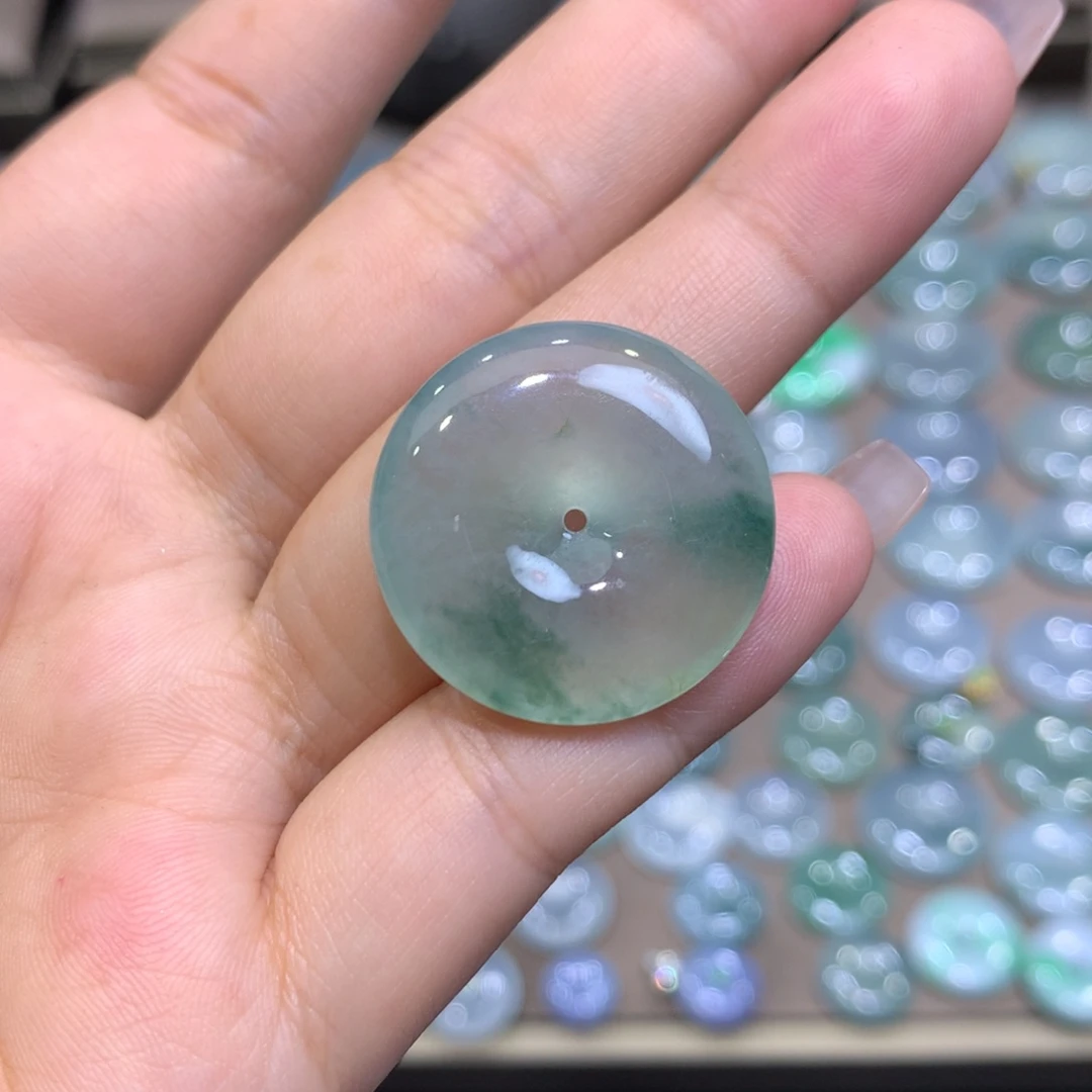 翡翠未镶嵌颈饰平安扣24.2^5.7