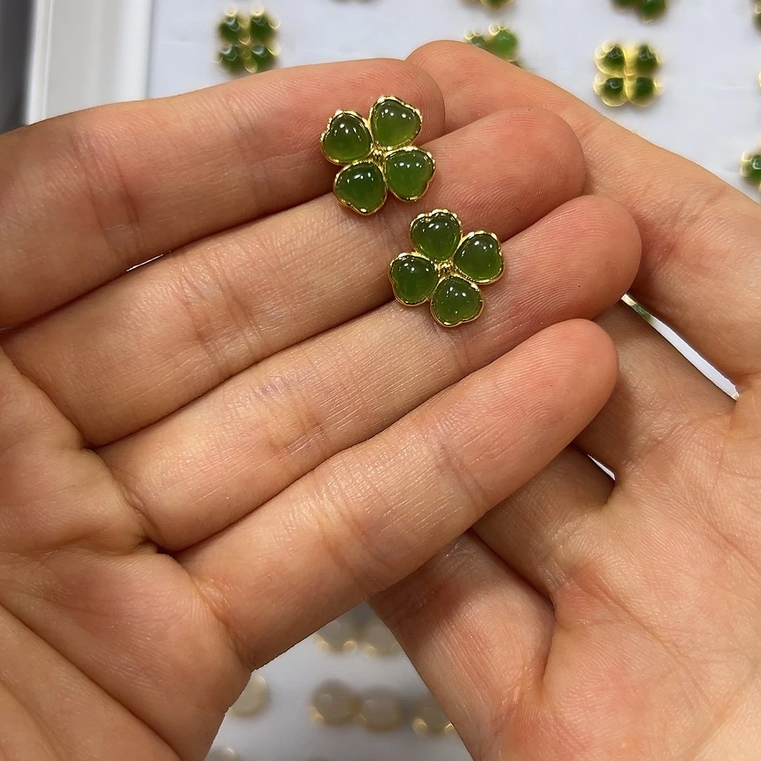 和田玉银S925镶嵌耳饰微**暖