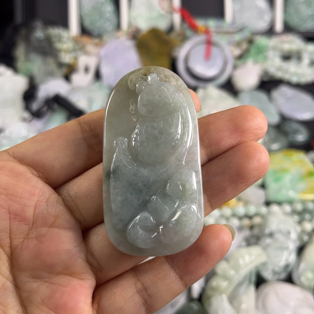 吊坠(不含链)未镶嵌翡翠