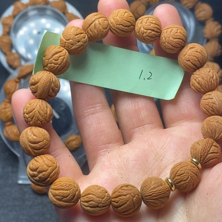 桃核吊坠秦岭山野生桃核