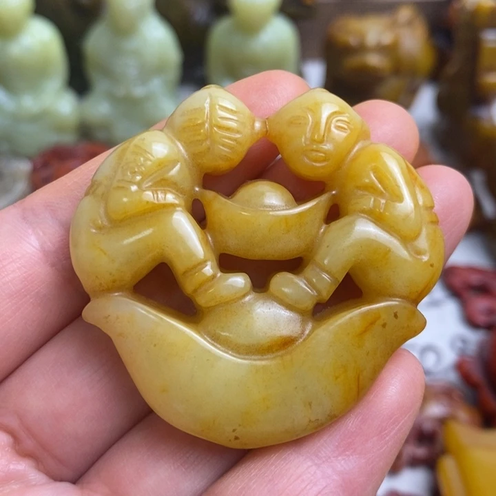 未镶嵌蛇纹石玉颈饰42