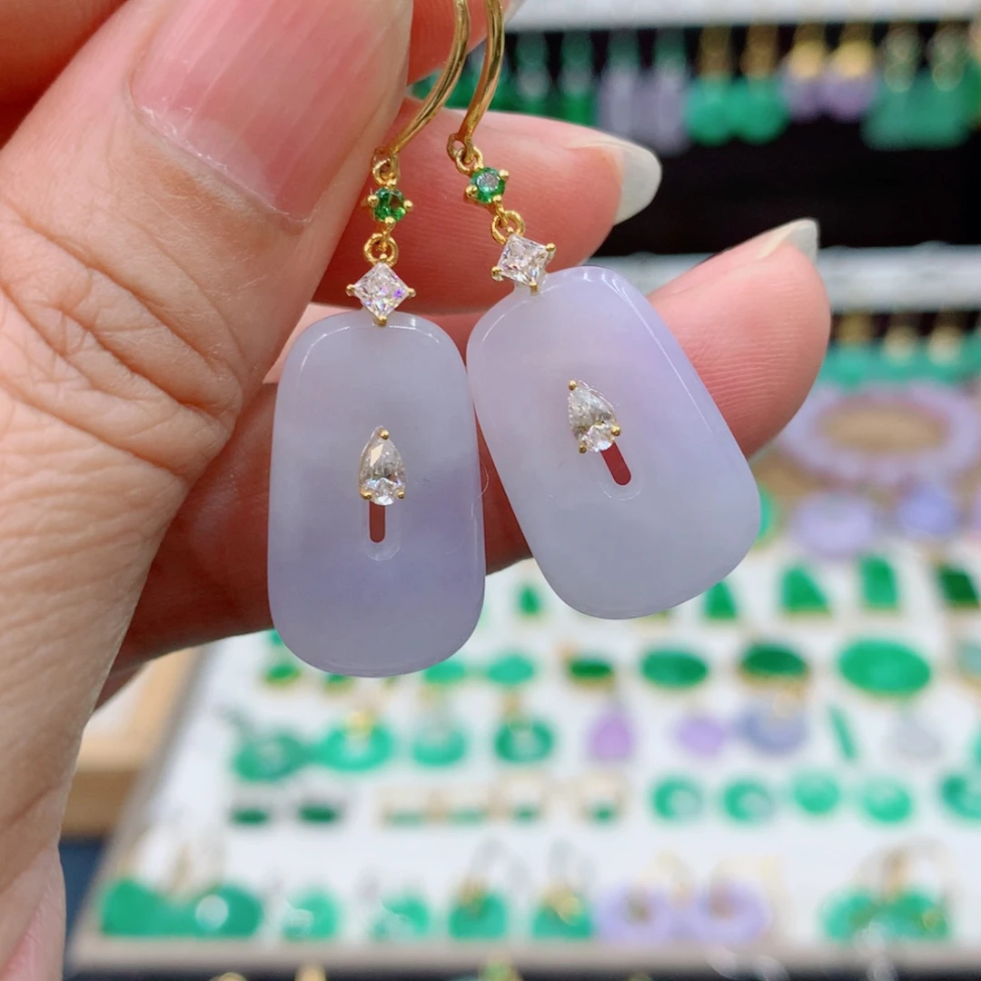 翡翠18K金镶嵌耳饰的