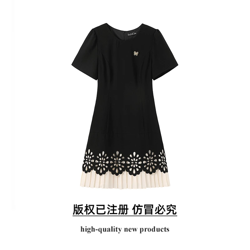 奢姿大码女装2025夏季新款显瘦时尚小香风镂空减龄百褶拼接连衣裙