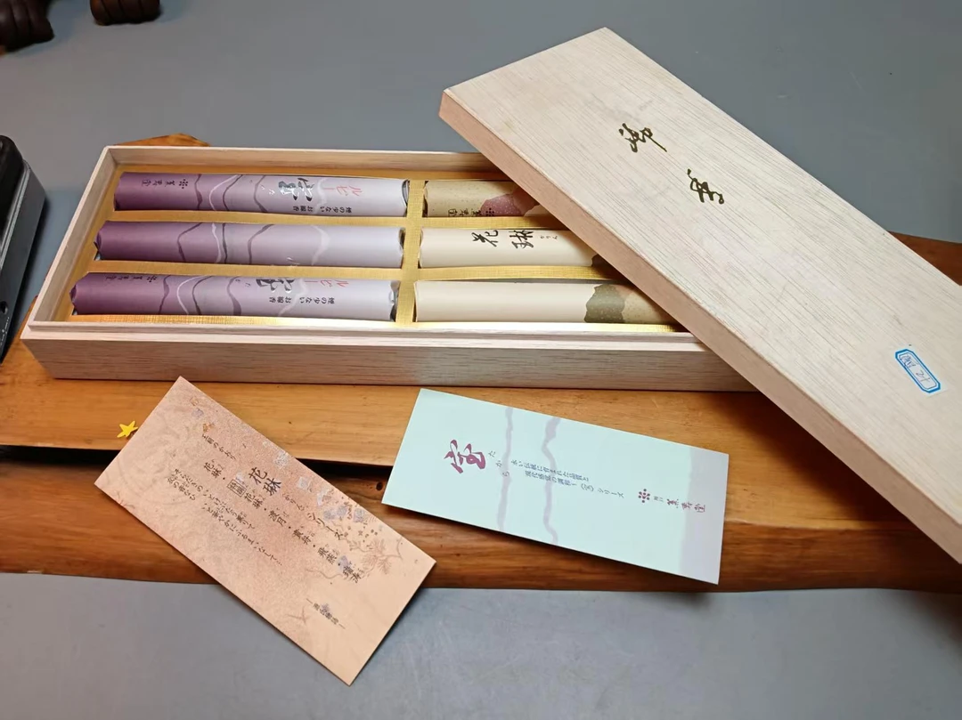 蜜安瓷全品香一盒