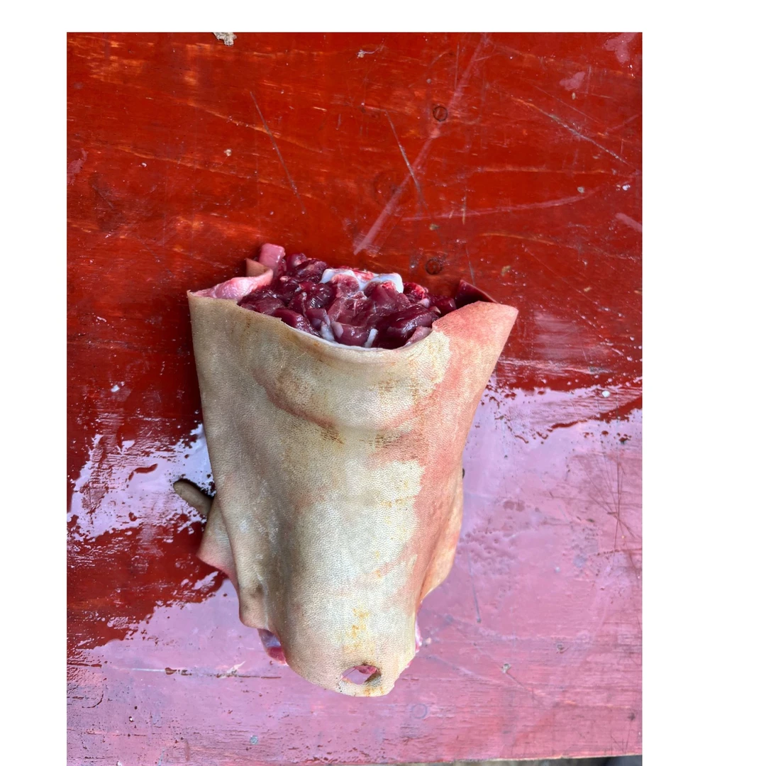 小刘云滇甄选-黑山羊羊脖