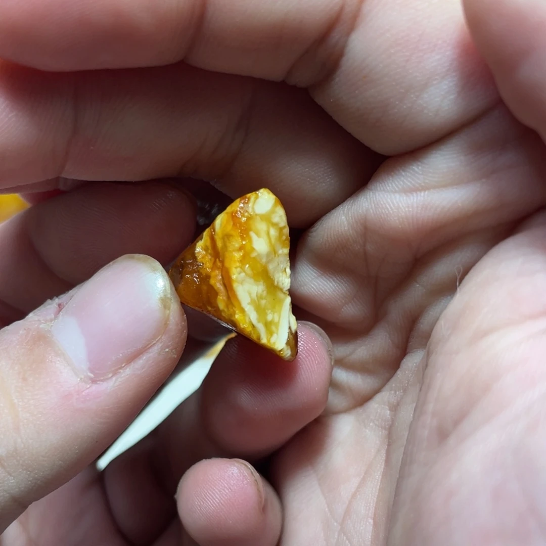 定制琥珀天然原矿