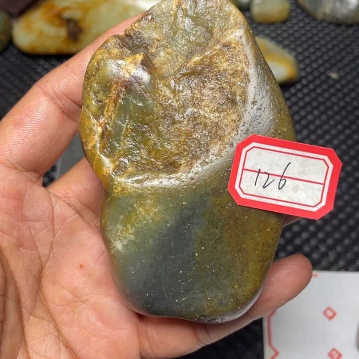 颈饰未镶嵌和田玉126