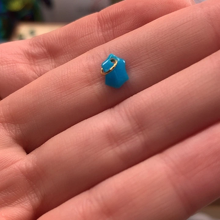 绿松石配饰未镶嵌