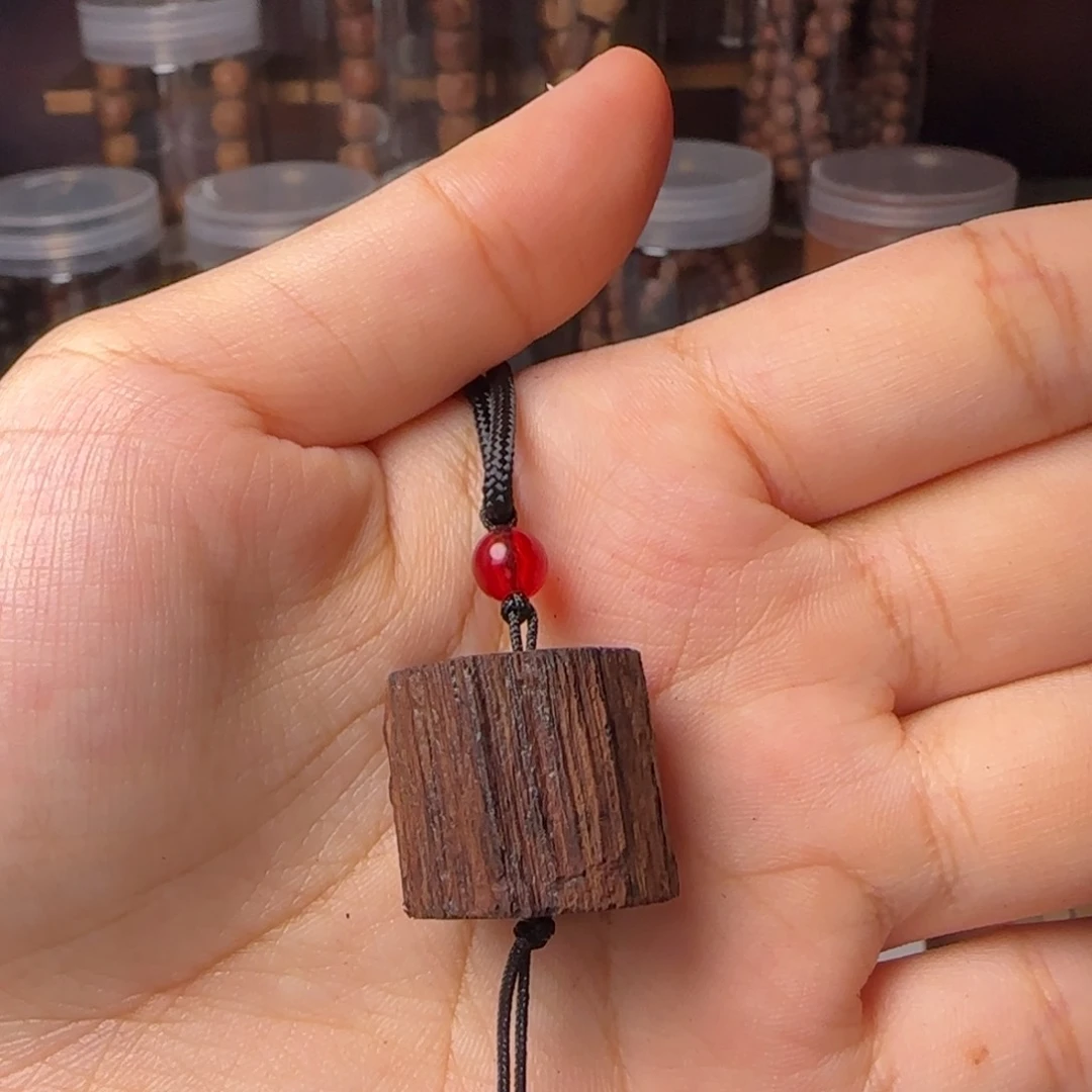 藤类降真香手把件j2随形多样性发其一