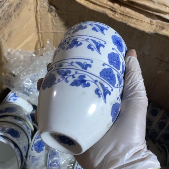 陶瓷盘子碗砂锅都有