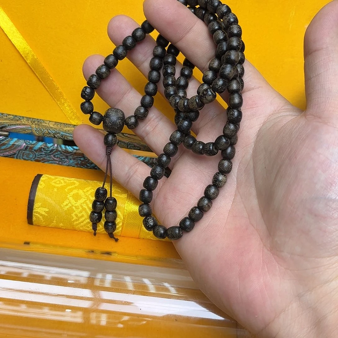 大叶紫檀（黑酸枝木类）