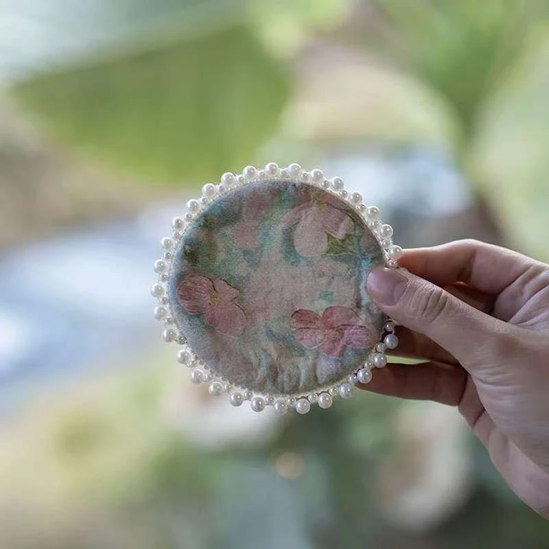 粉色万花仙女 白珍珠  蝶绮杯垫-紫色带白 (9CM)  杯垫