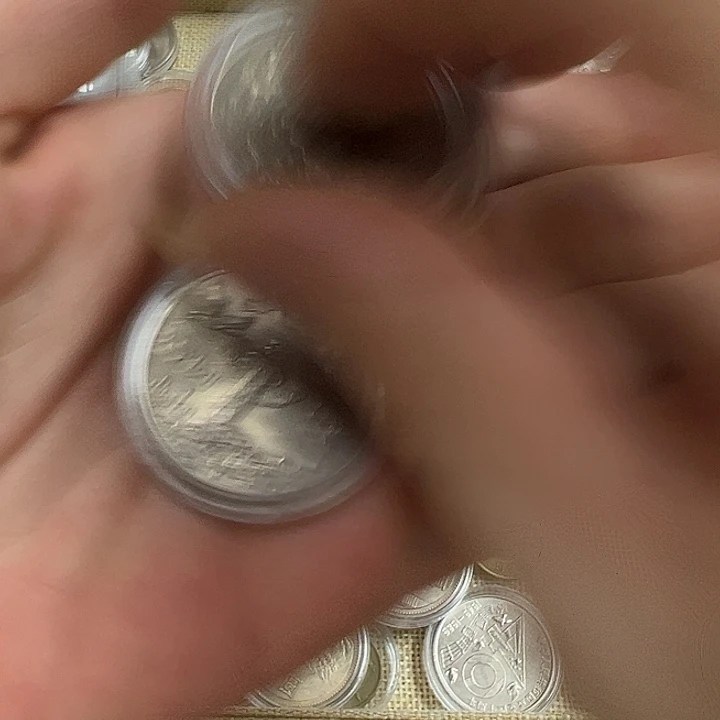 来***来其他普通金属客户专拍一套币