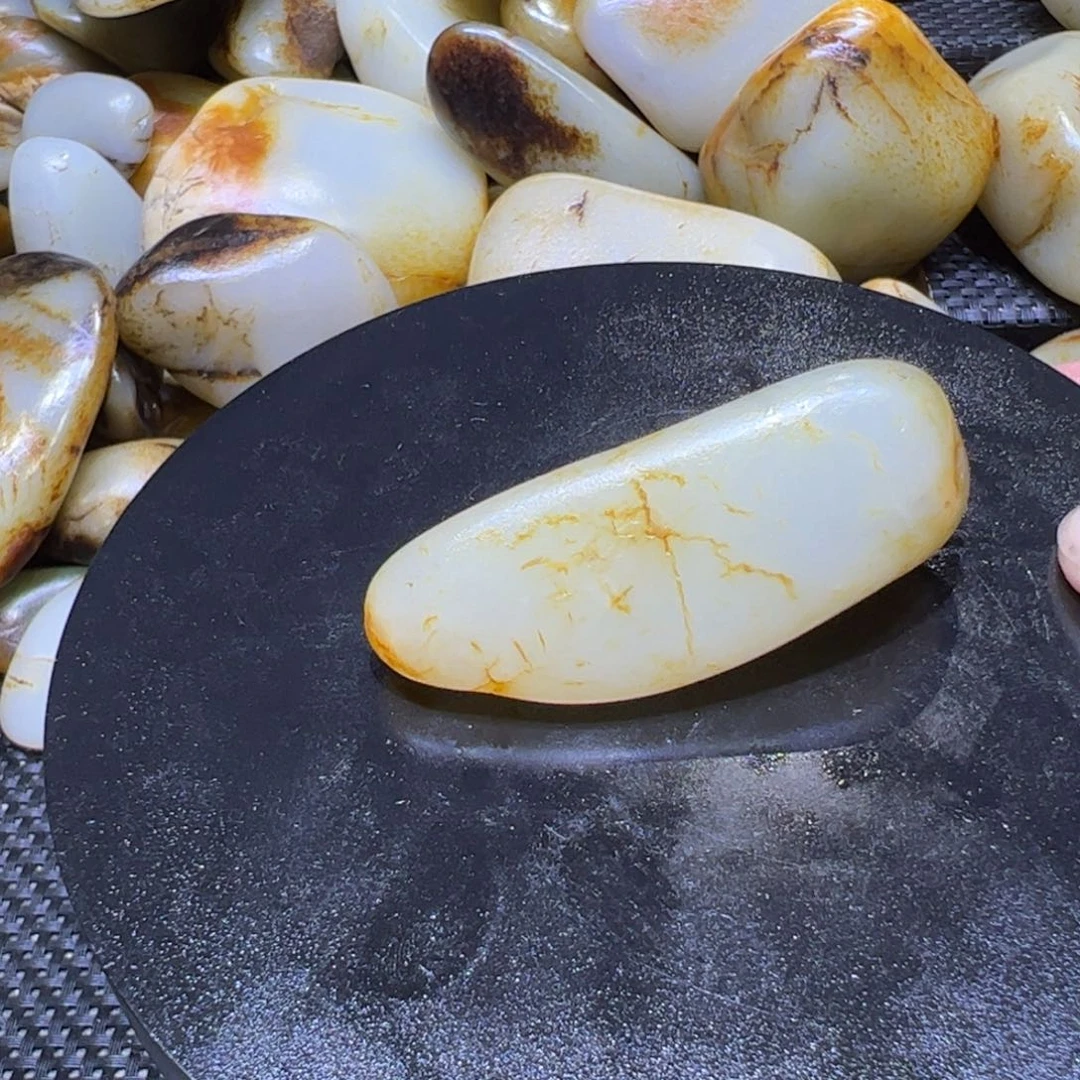 義***情和田玉（子料）未镶嵌吊坠(不含链)50