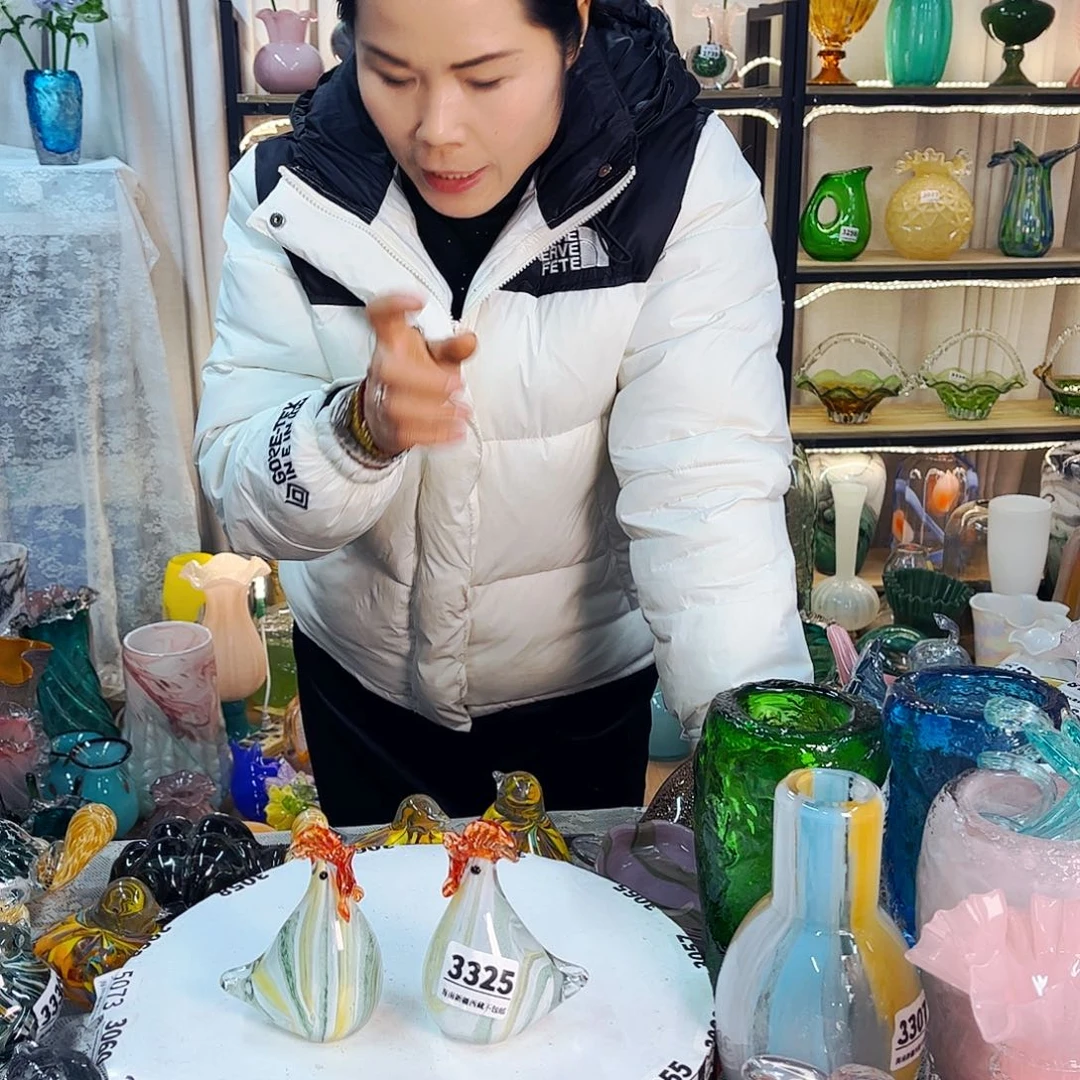 3325一对家悦琉璃花瓶摆件
