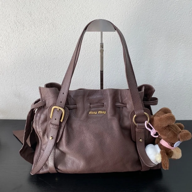 95新 MIU MIU/缪缪 棕金荔枝纹飘带单肩包 123205