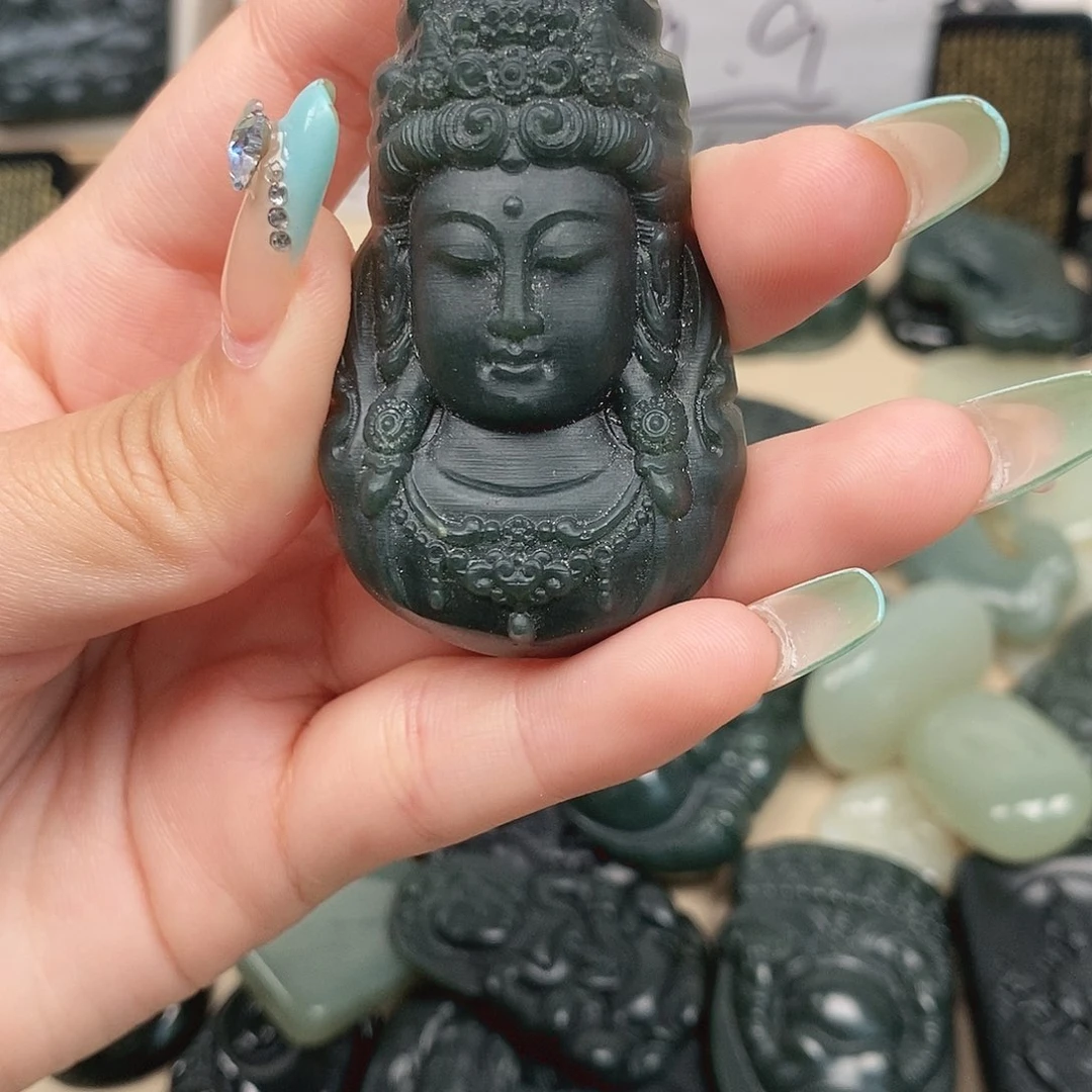 和田玉（糖玉）未镶嵌颈饰