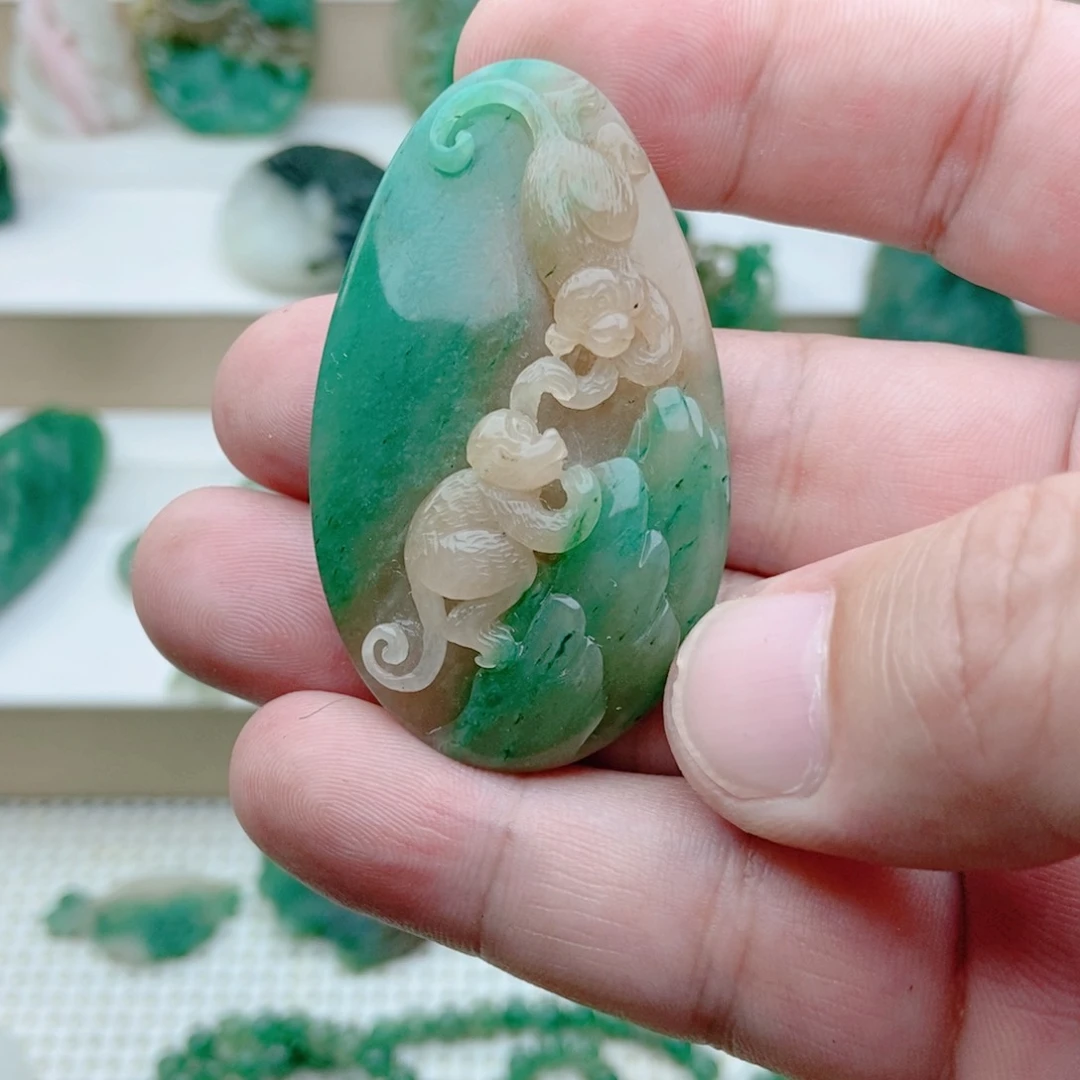 是***啊独山玉未镶嵌挂件