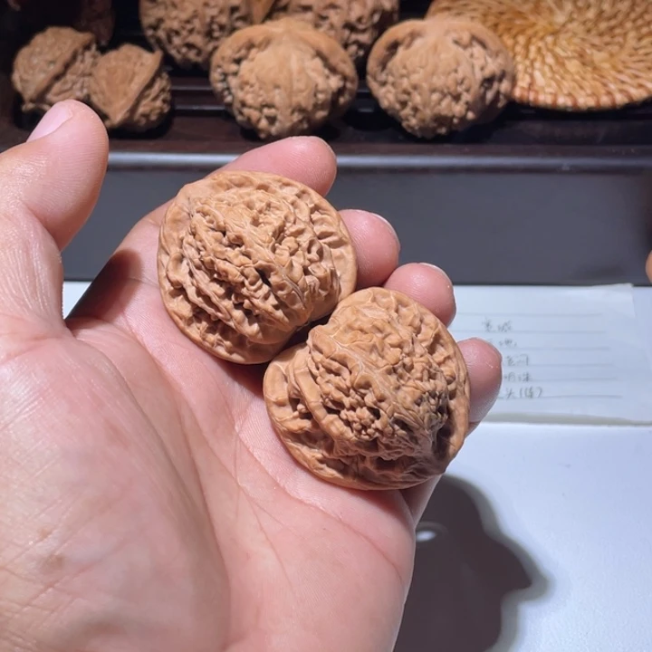 文玩核桃吊坠望月体验