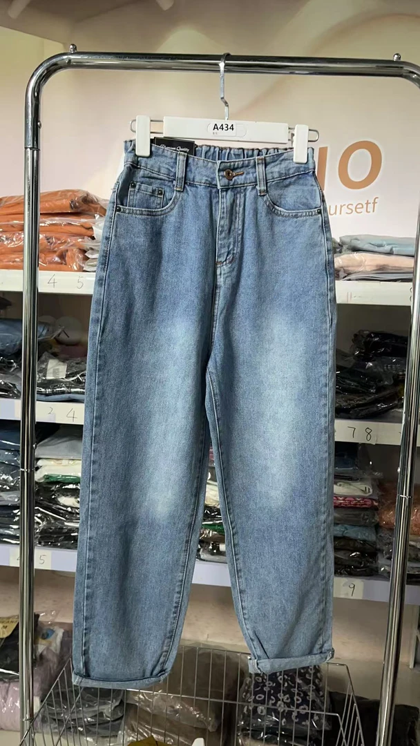 A434时尚百搭休闲牛仔裤