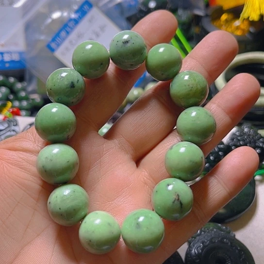 蛇纹石玉颈饰未镶嵌无****为