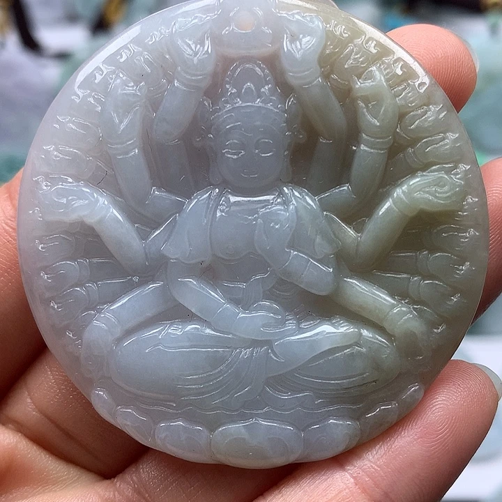 翡翠未镶嵌颈饰千手观音福利