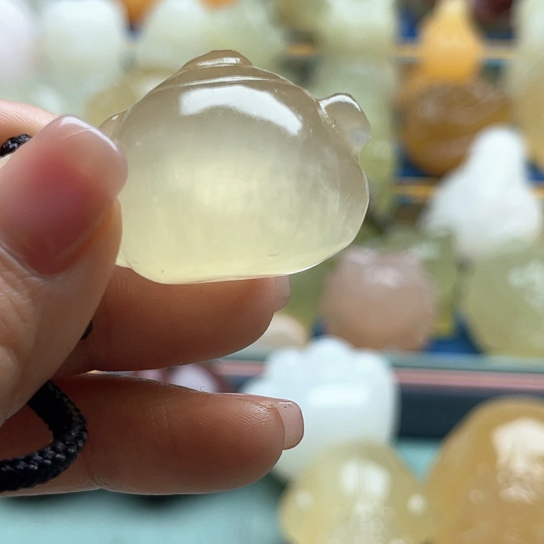 莫***奈新疆昆仑山脉山料