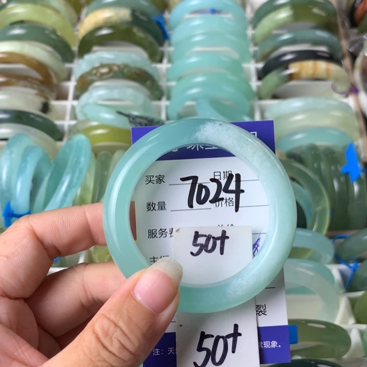 未镶嵌蛇纹石玉手镯7024