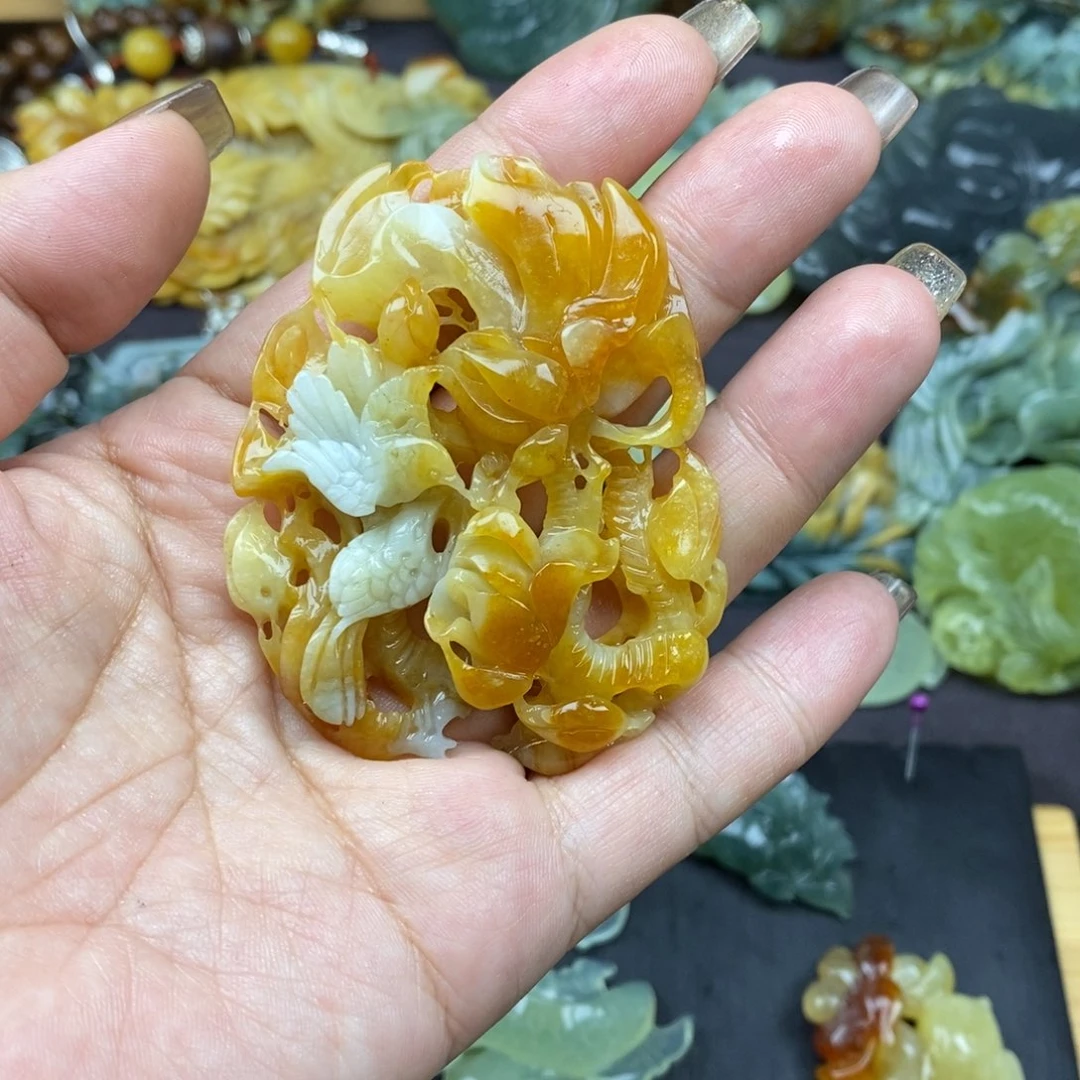 村***爷蛇纹石玉未镶嵌吊坠(赠链)