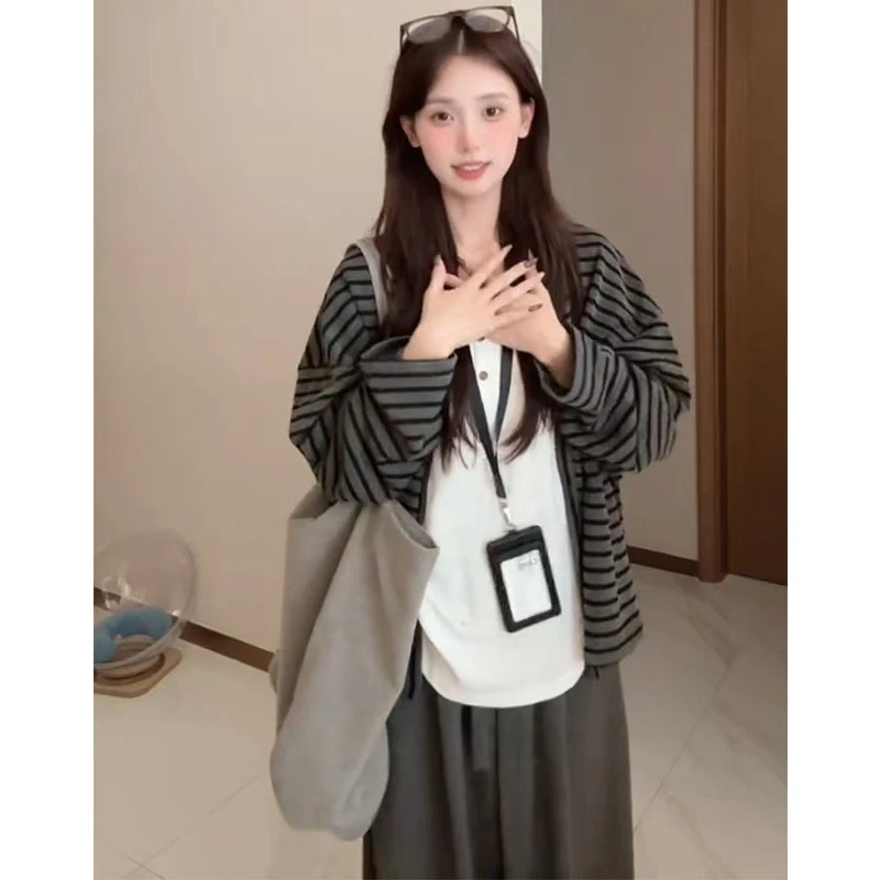 今年流行穿搭一整套女新款2025早秋条纹外搭宽松百搭裤子三件套