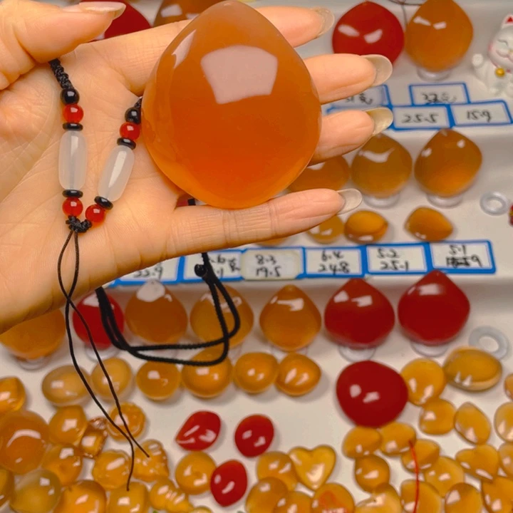 简***点桃木保质保真青鱼石吊坠