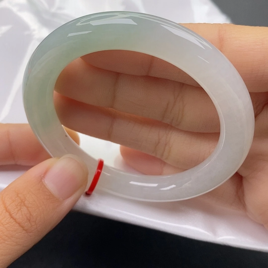 翡翠未镶嵌手镯（圆镯）5051圈