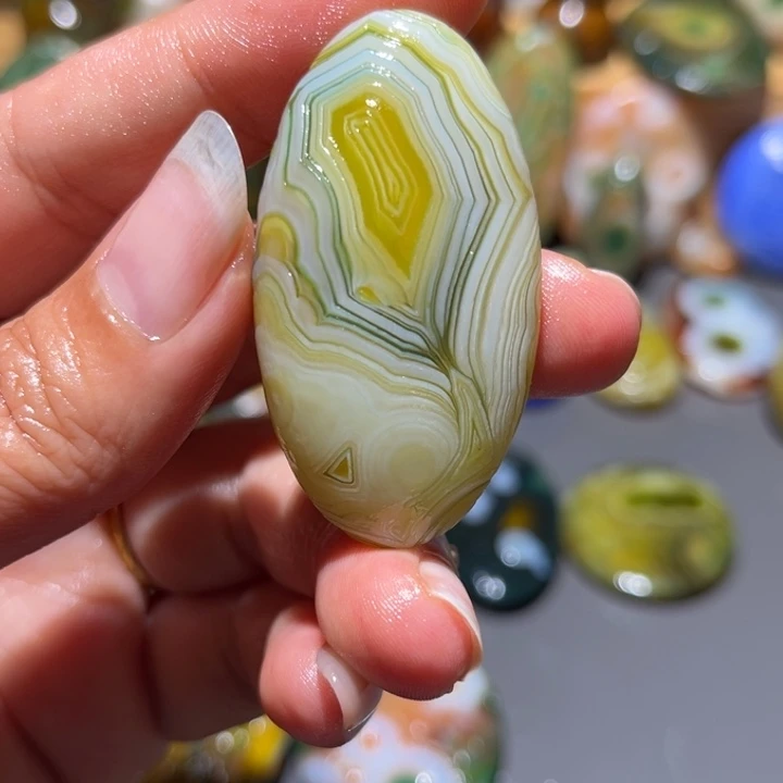 玛瑙/玉髓未镶嵌颈饰