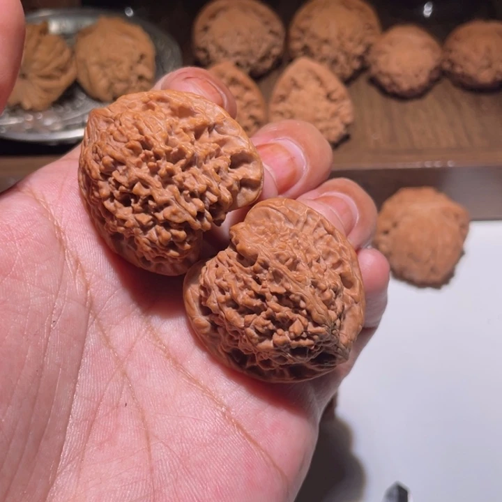 9****文玩核桃吊坠满天星全品