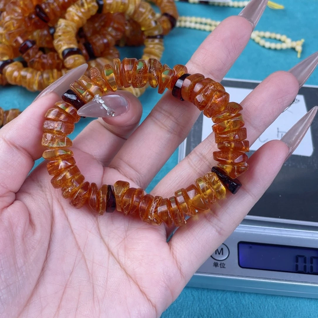 蜜蜡裸石未镶嵌随*多样性发其中一个48