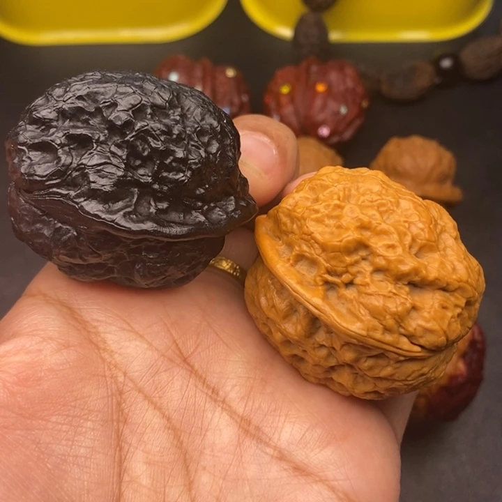 文玩核桃吊坠41尺金蟾王