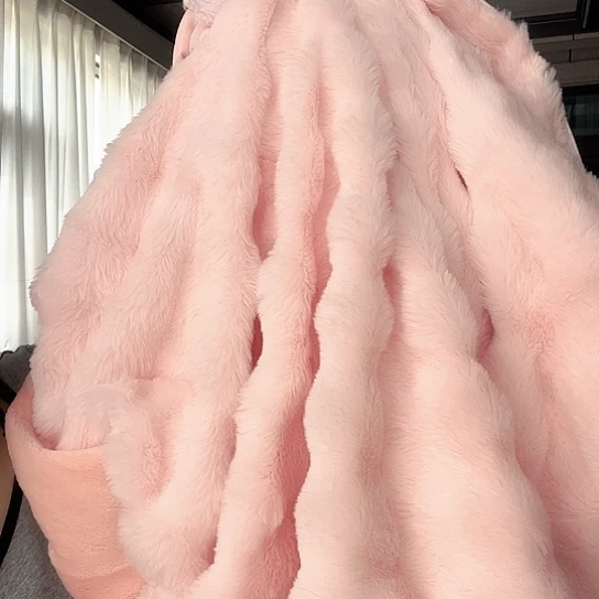 羊驼毛法兰绒粉色兔兔四件套