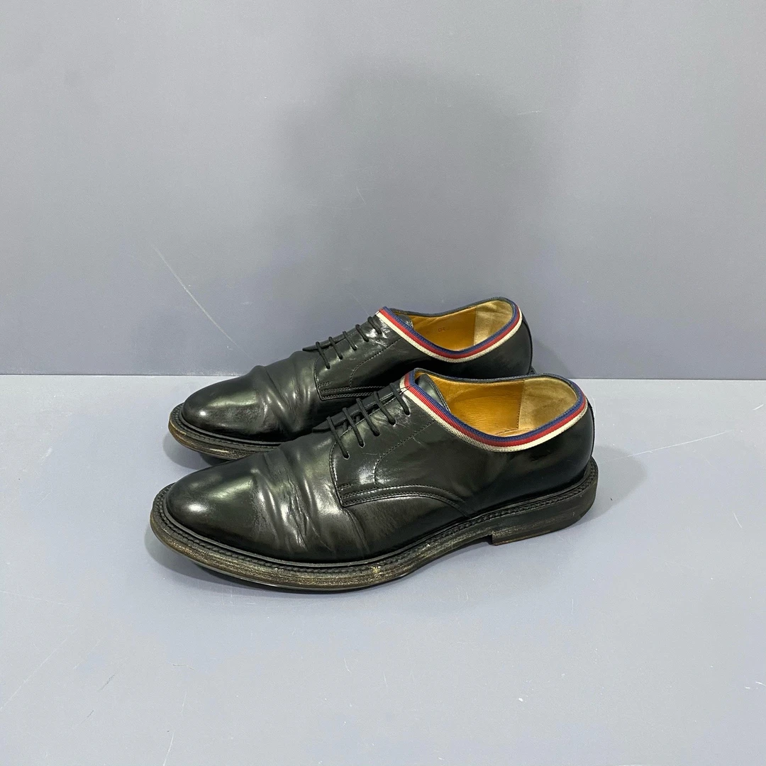 95新 GUCCI/古驰 42码 gucci皮鞋 休闲鞋 成色可以 磨损不大 秒价