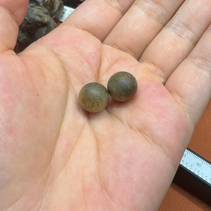 大叶紫檀（黑酸枝木类）