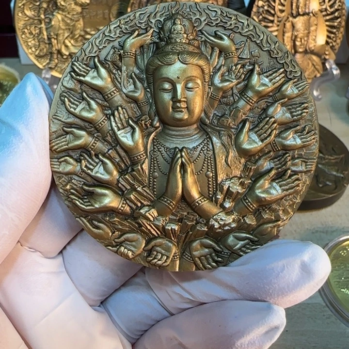 其他普通金属千手观音铜章一枚