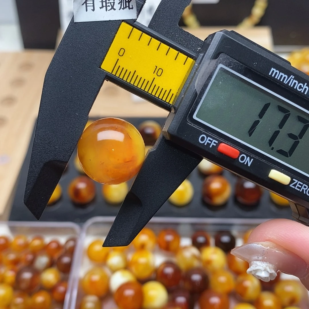 虫珀未镶嵌裸石蜜蜡830