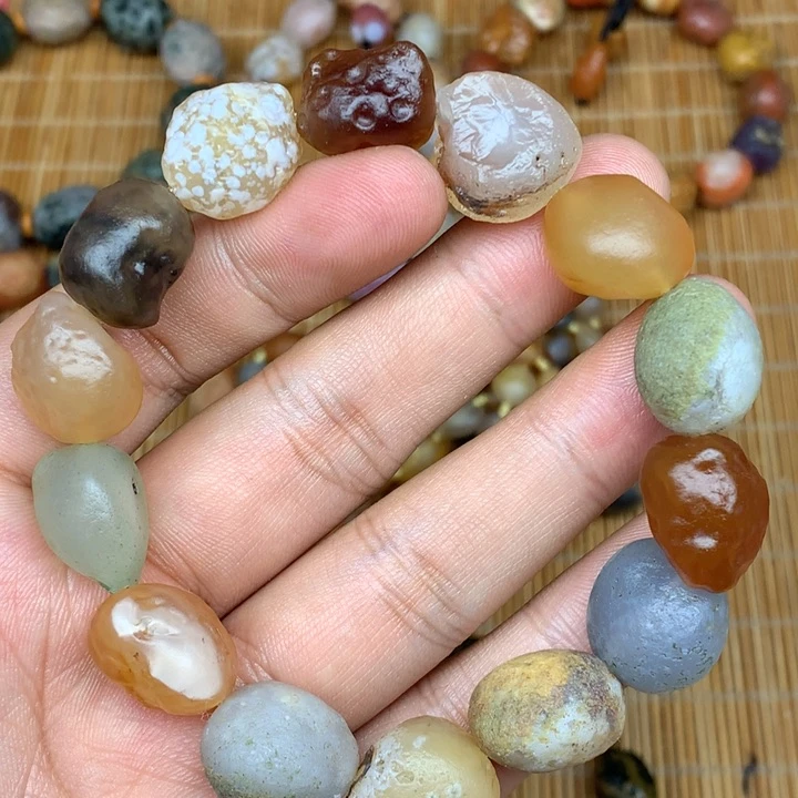 玛瑙/玉髓珠宝半成品未镶嵌然**物