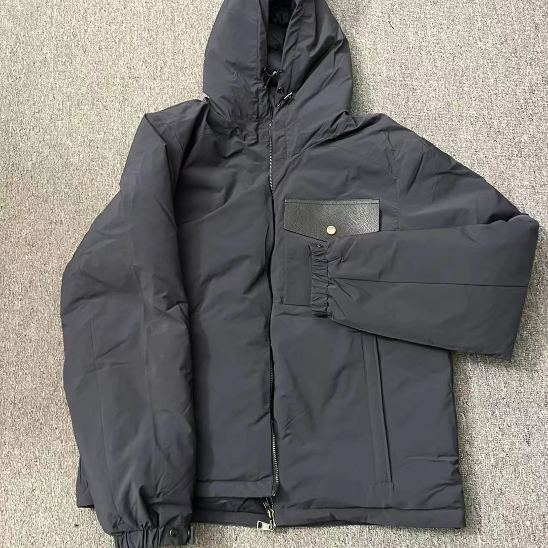 皮标连帽鹅绒服男士外套