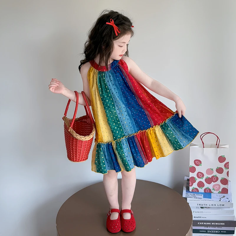 女童度假海边连衣裙夏季2025新款洋气公主挂脖彩虹时髦韩版裙子夏