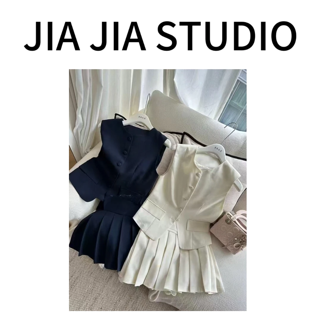 嘉嘉推荐#9132【夏季-薄款】小香百褶短裙马甲套装