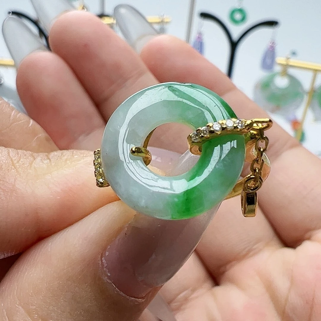 翡翠未镶嵌耳饰天然缅甸A货翡翠