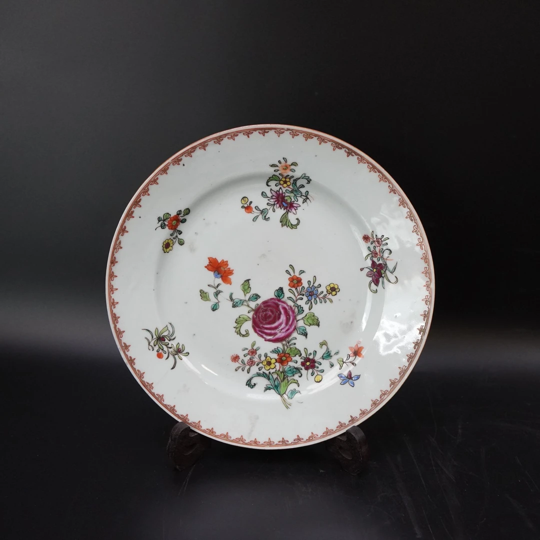 Lot.25080405清乾隆粉彩花卉纹赏盘 直径：约22.8cm