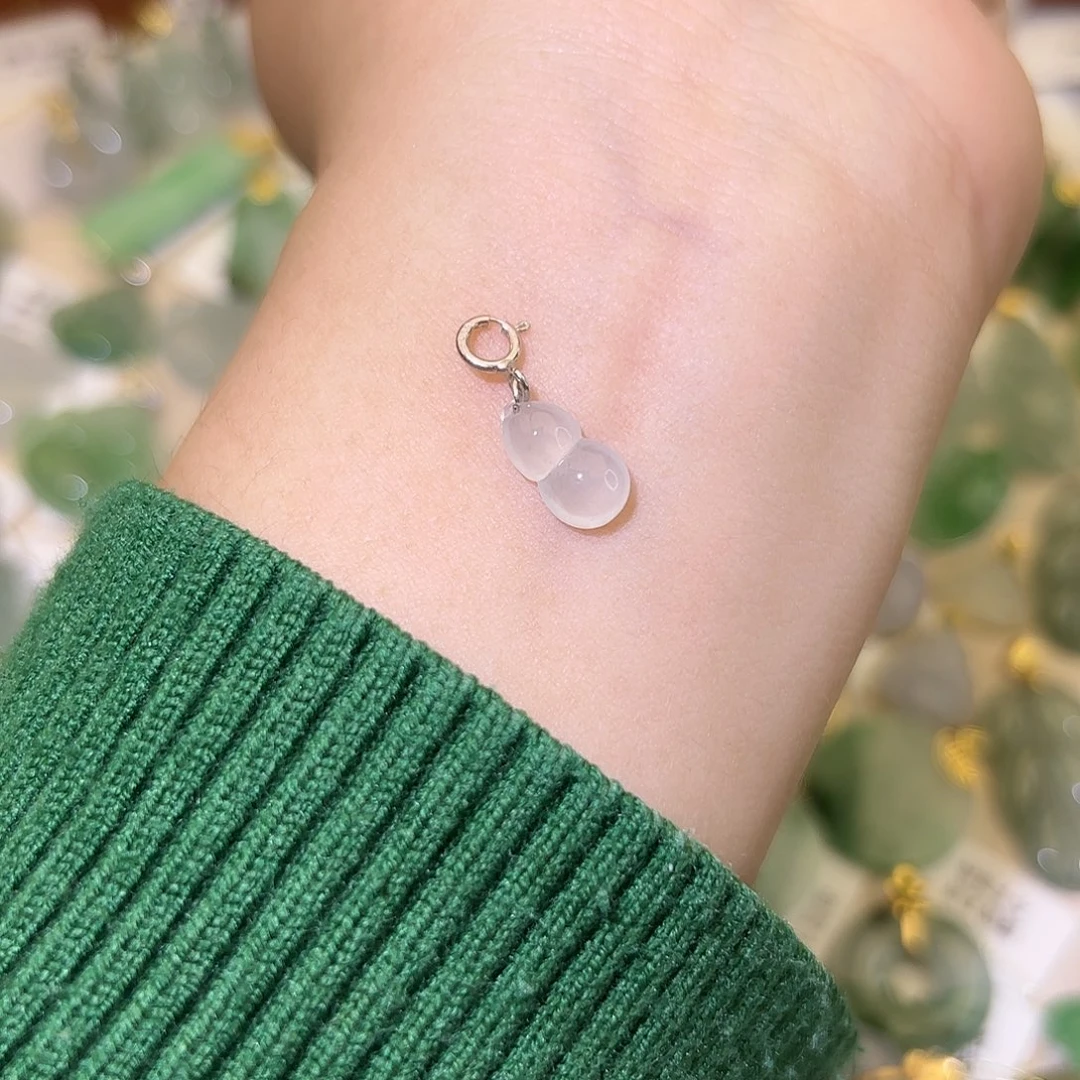 翡翠银S925镶嵌颈饰葫芦