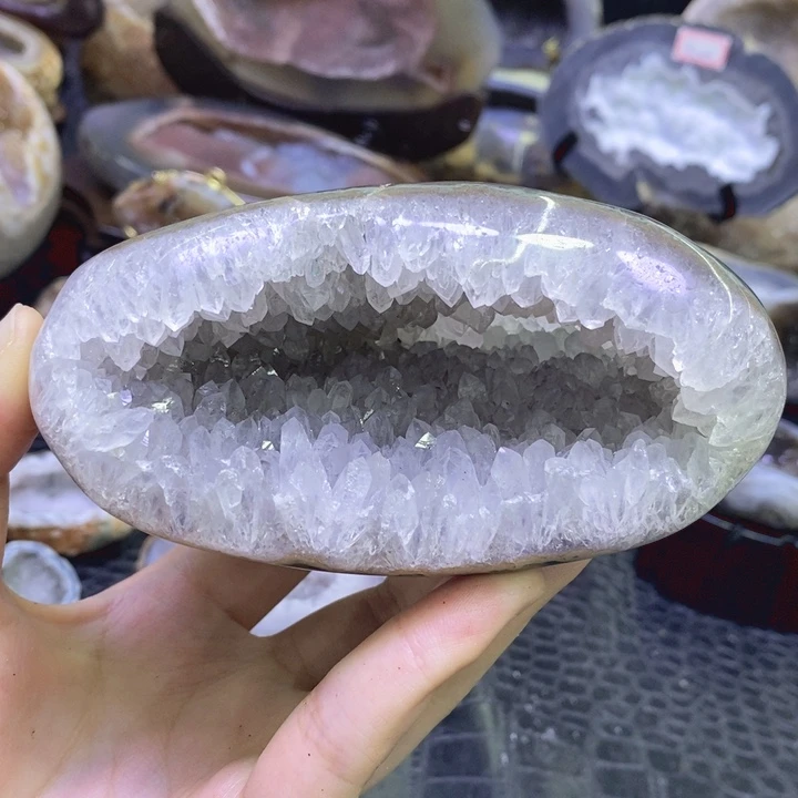 未镶嵌珠宝半成品紫晶抛光洞