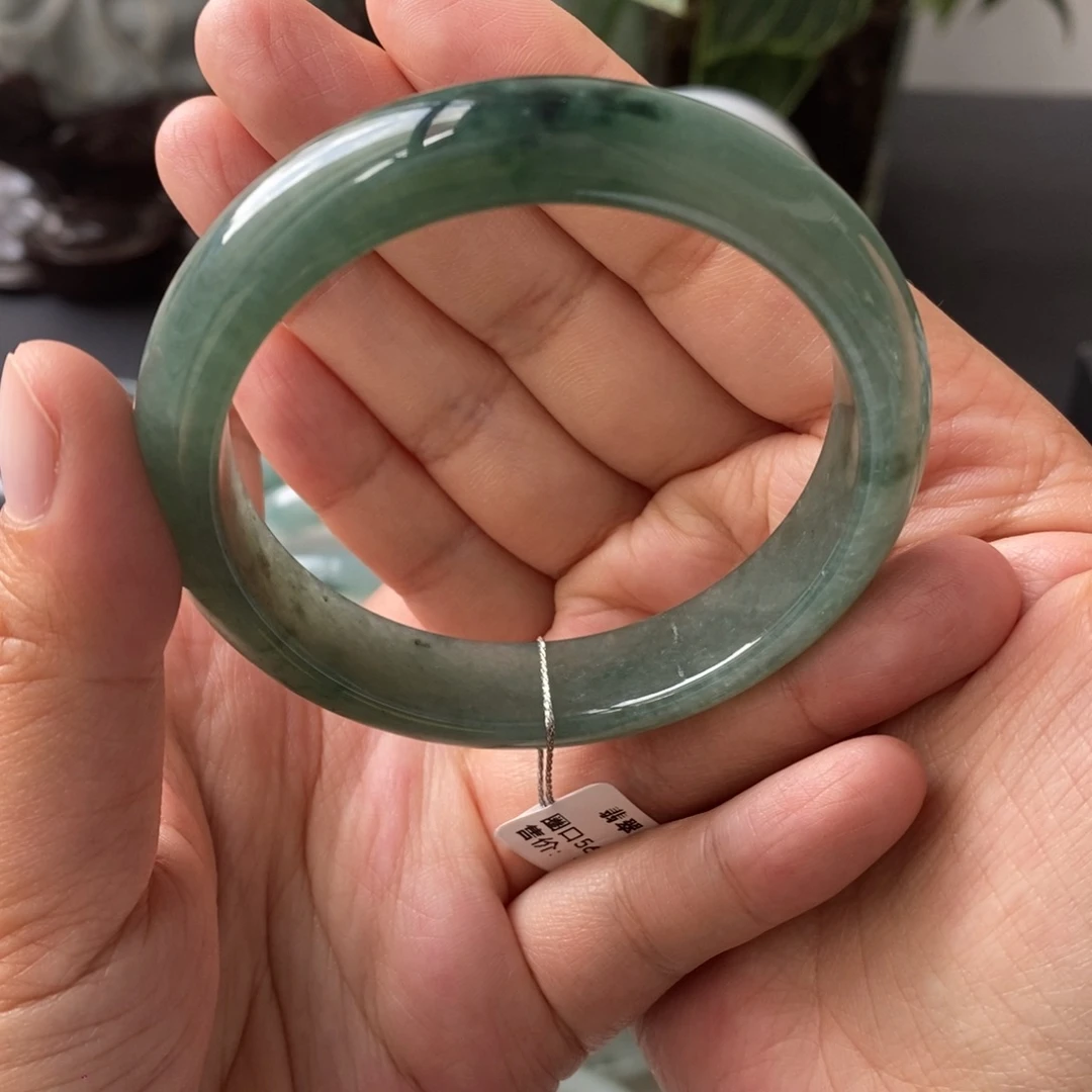 未镶嵌手镯翡翠天然